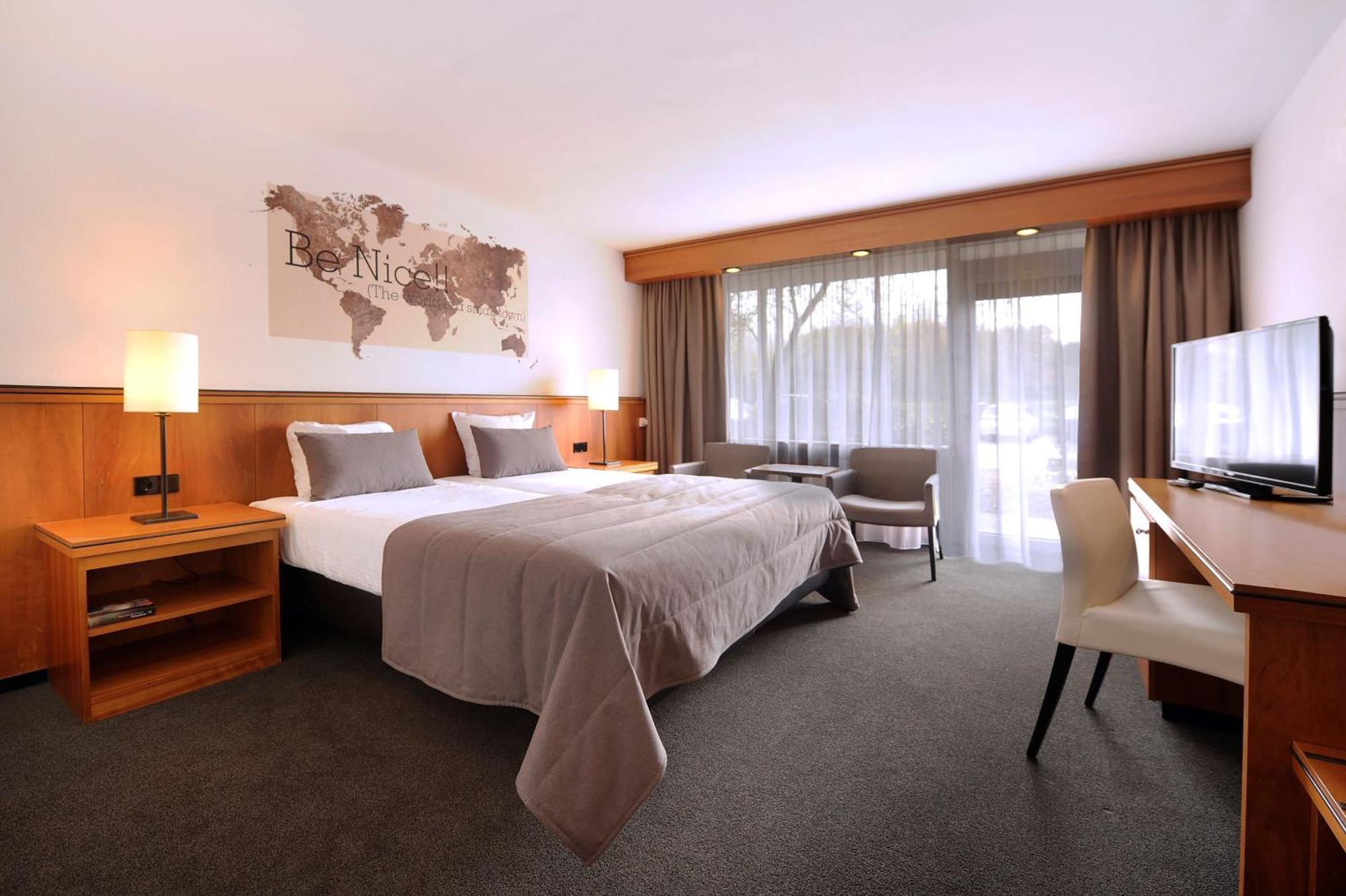 Van Der Valk Hotel Stein Urmond Exteriör bild